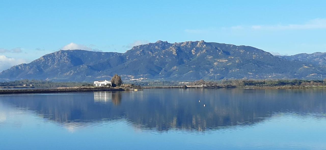 Sweethouse Pula Villa Porto Columbu - Perd'E Sali Bagian luar foto