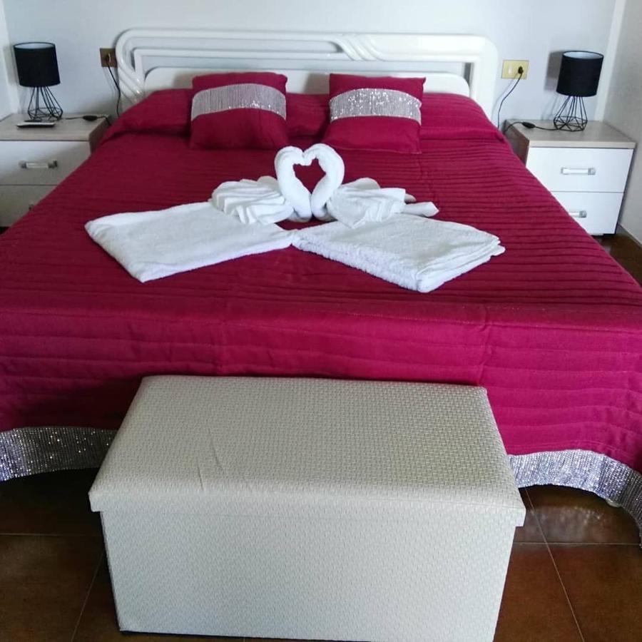 Sweethouse Pula Villa Porto Columbu - Perd'E Sali Bagian luar foto