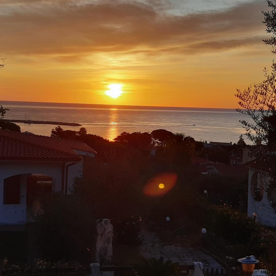 Sweethouse Pula Villa Porto Columbu - Perd'E Sali Bagian luar foto